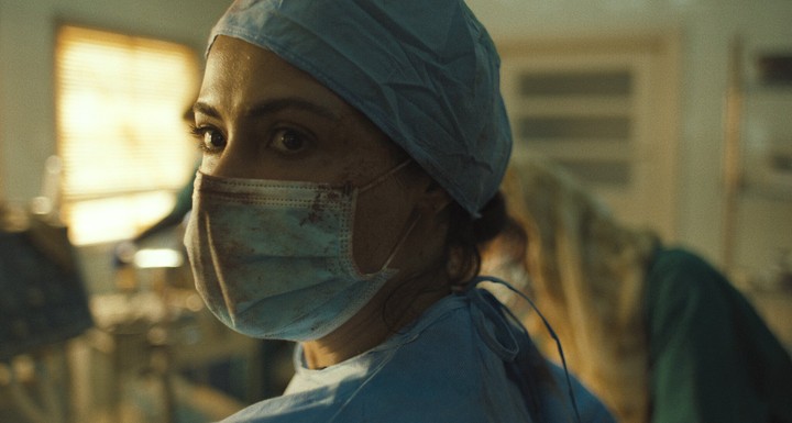 Yasmine Al Massri, Bol som cudzincom